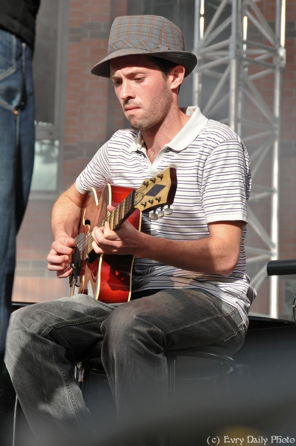 Evry Daily Photo - Fete de la Musique Evry - Harold 130 - large.jpg
